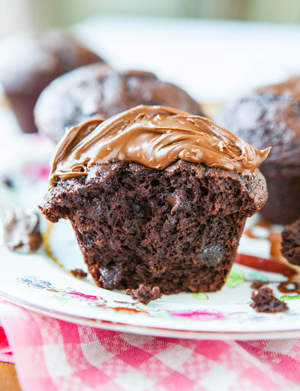 12+ Delicious (and easy!) Muffin-Tin Recipes - Cut Side Down| Muffin Tin, Muffin Tin Recipes, Easy Muffin Tin Recipes, Muffin Tin Meals, Muffin Tin Breakfast