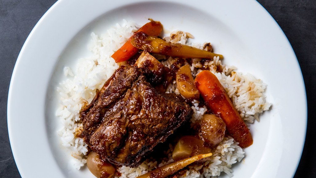 10 Things to Make In Your La Creuset - Cut Side Down| La Creuset Recipes, La Crueset Recipes Dutch Oven, Easy La Crueset Recipes, Recipes, Recipes for Dinner Easy, Easy Dinner Recipes 
