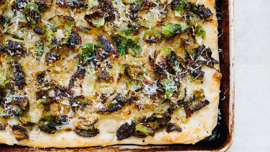 10 Quick (Homemade) Pizza Recipes | Homemade Pizza, Homemade Pizza Dough, Homemade Pizza Recipes, Pizza Recipes, Pizza Recipes Homemade, PIzza Recipes Easy, Pizza Recipes Healthy