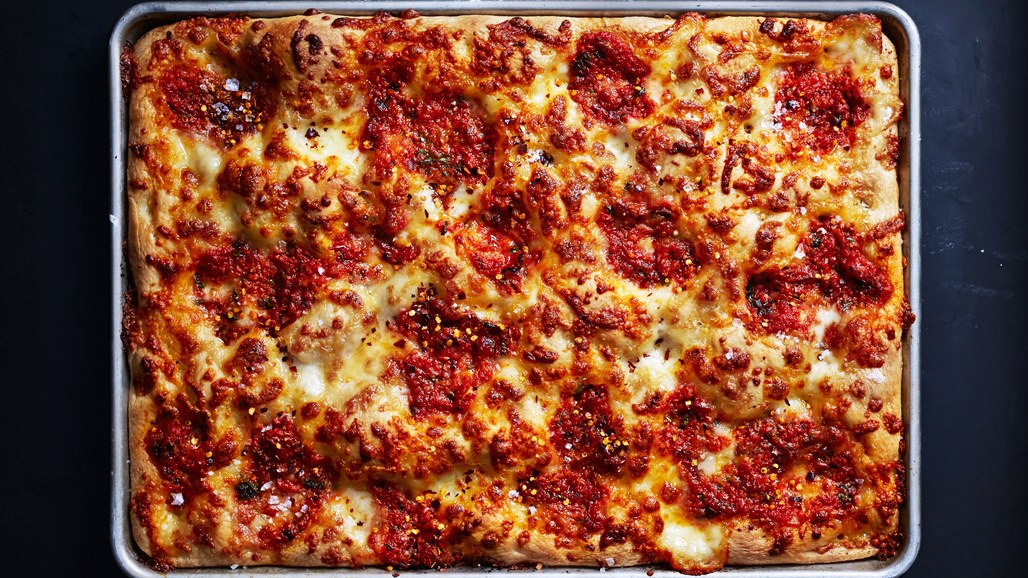 10 Quick (Homemade) Pizza Recipes | Homemade Pizza, Homemade Pizza Dough, Homemade Pizza Recipes, Pizza Recipes, Pizza Recipes Homemade, PIzza Recipes Easy, Pizza Recipes Healthy