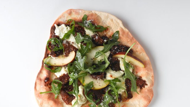 10 Quick (Homemade) Pizza Recipes | Homemade Pizza, Homemade Pizza Dough, Homemade Pizza Recipes, Pizza Recipes, Pizza Recipes Homemade, PIzza Recipes Easy, Pizza Recipes Healthy