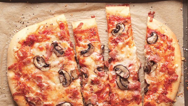 10 Quick (Homemade) Pizza Recipes | Homemade Pizza, Homemade Pizza Dough, Homemade Pizza Recipes, Pizza Recipes, Pizza Recipes Homemade, PIzza Recipes Easy, Pizza Recipes Healthy