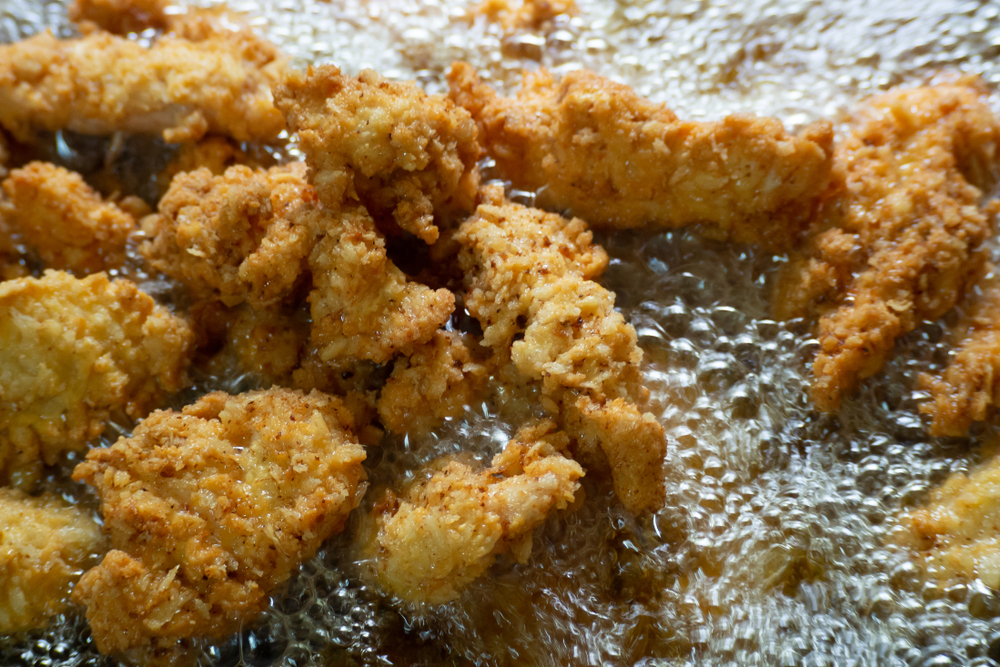 KFC | DIY | DIY KFC | fried chicken | chicken | make your own | make your own fried chicken | recipes | chicken recipe | Copycat KFC Recipe