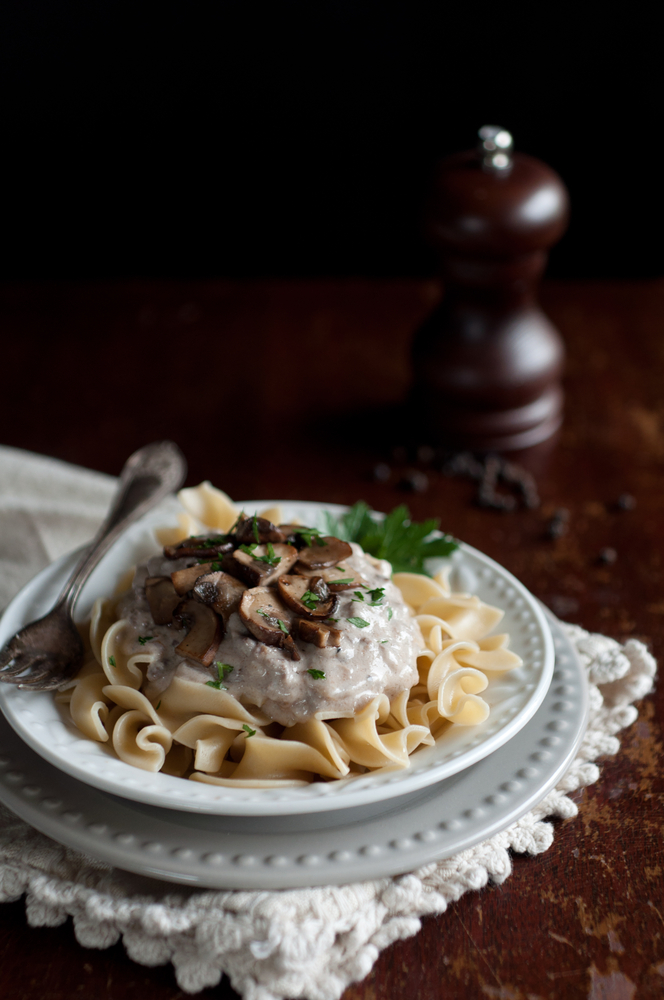 Whether you're a working mom or a stay at home mom, life can get crazy! Hopefully some of these easy dinner recipes for your family will help! You can't go wrong with beef stroganoff. 