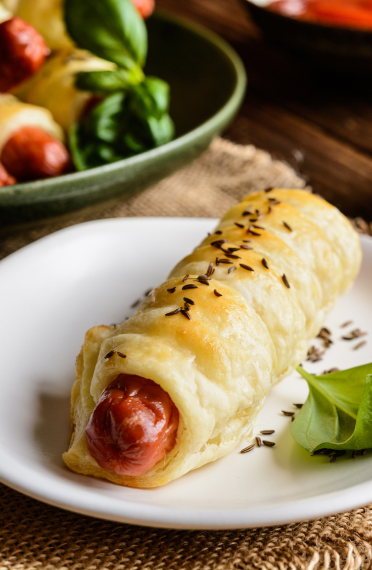 Okay, if you haven't used crescent rolls in your cooking, where on earth have you been? Here are 5 delicious recipes all featuring the crescent roll! These hot dogs in a blanket are an American staple! 