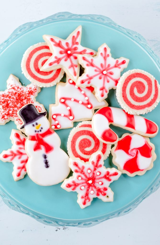 If A is for apple, and B is for banana, then C is most definitely for cookies! Whether you're looking for recipes or inspiration, this is the place to be. Christmas and sugar cookies go hand in hand. 