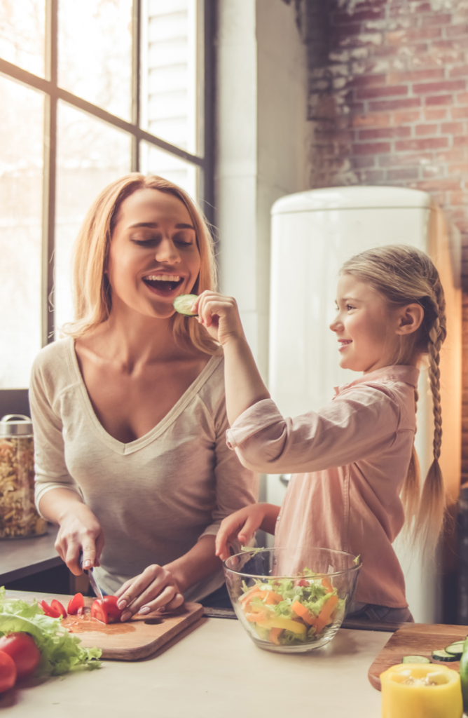 It's time to get ready for all those summer get-togethers. Whether it's a BBQ, or a picnic, I've rounded up some of my best summer recipes to help you. There's nothing better than a refreshing salad in the summer.