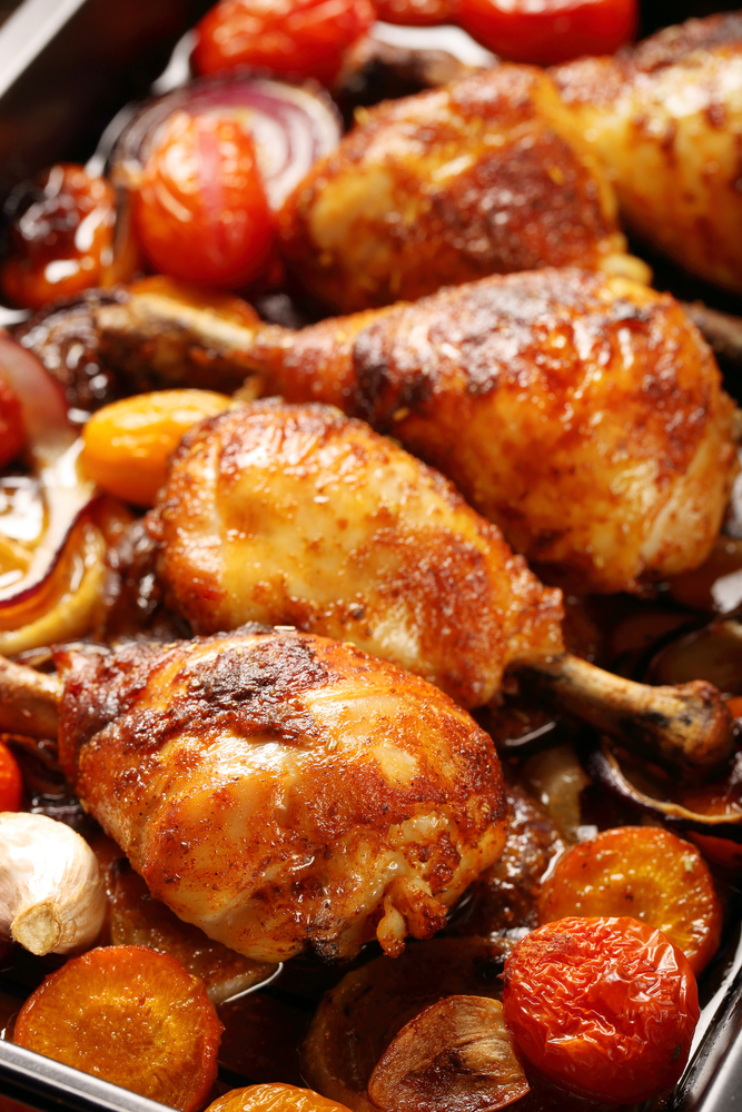 Crock Pot meals are ridiculously easy and very low key, making them perfect for working moms and dads. Check out these delicious crock pot meals! This chicken is amazing! 