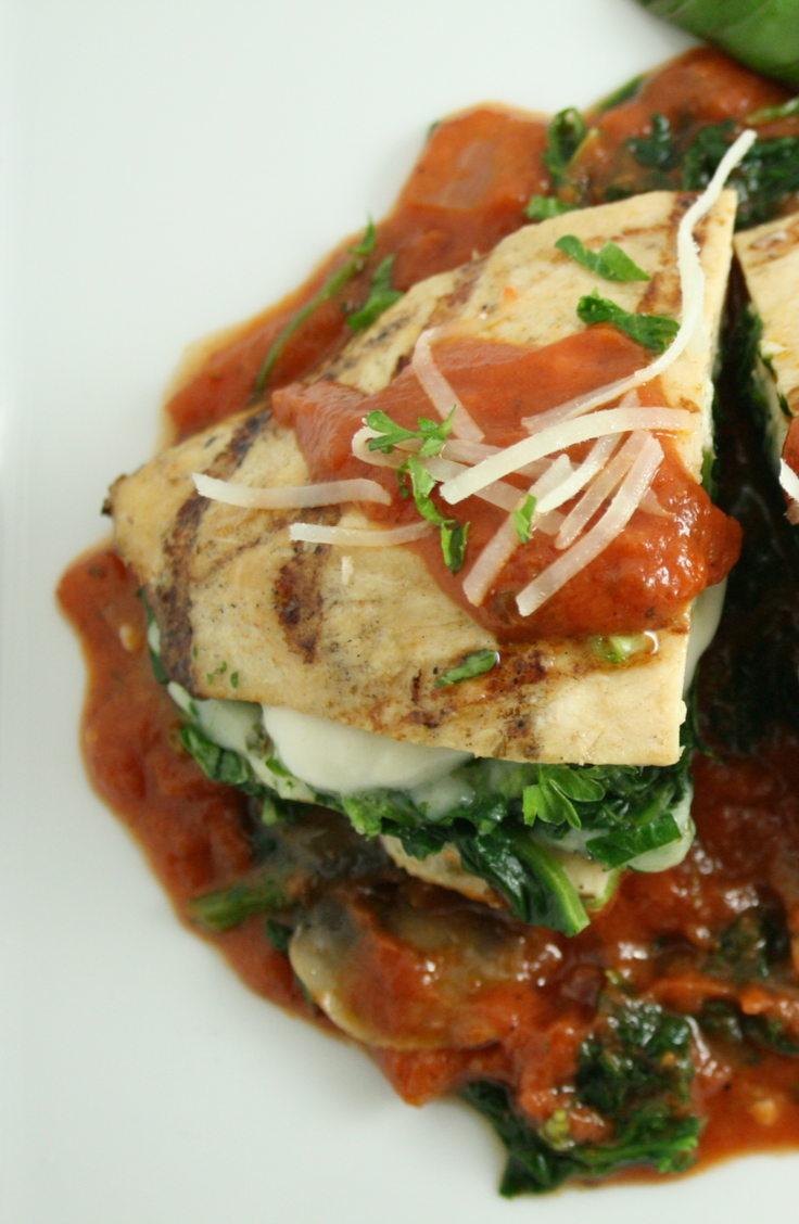 The great thing about skinless, boneless chicken breast is that it's versatile and easy. Check out these delicious chicken breast recipes! Your family will love this chicken breast with spinach and mozzarella! 