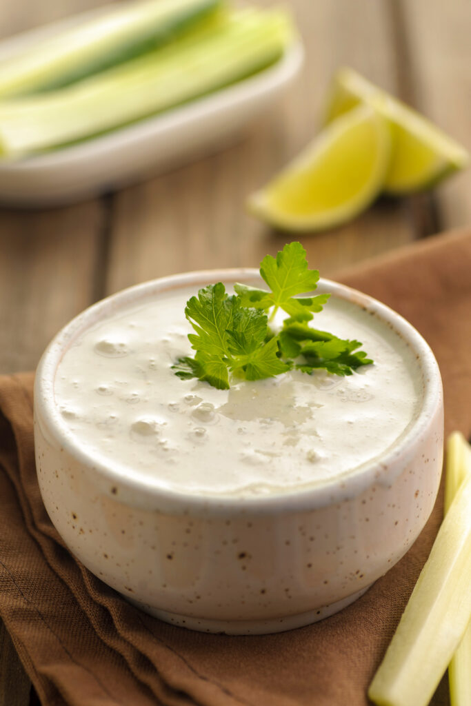 Gorgonzola Dressing - Steps to make this delicious dressing